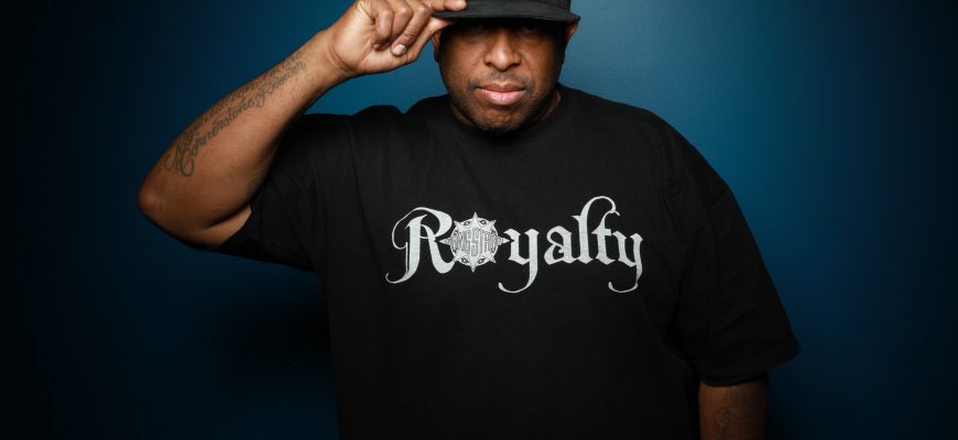 DJ Premier Pic w_TTT Cap Bill Pulled Down)